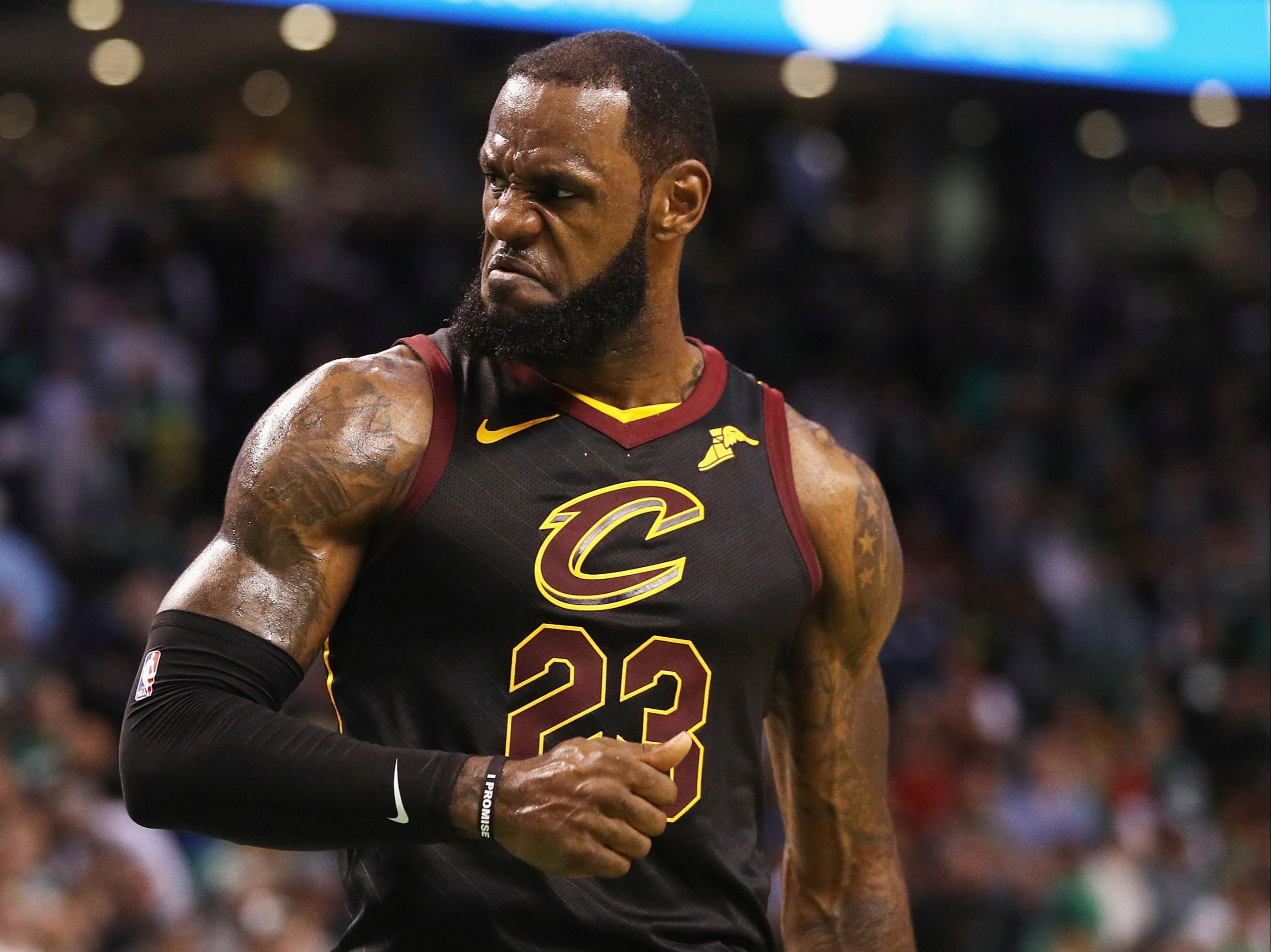 开云体育下载-包含NBA季后赛国际比赛日再迎强敌；洛杉矶湖人迎来里程碑；主帅态度：球迷炸锅；身体对抗强度拉满的词条-开云体育下载